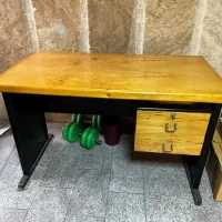 میز تحریر اداری