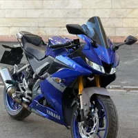یاماها R15