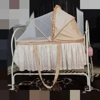 گهواره برقی نوزاد