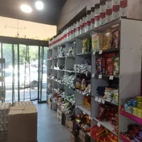 اجاره غرفه آرایشی بهداشتی یا میوه لوکس|اجارهٔ مغازه و غرفه|تهران, فاطمی|دیوار