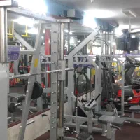 فروش یکجا دستگاههای بدنسازی خارجی|تجهیزات ورزشی|گلپایگان, |دیوار