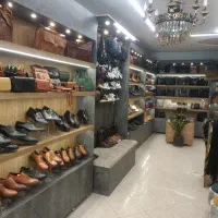 واگذاری گالری چرم باسابقه بالا