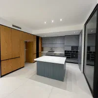 ۱۶۵ متر اپارتمان نوساز مدرن پلان تفکیکی