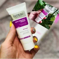 وسایل آرایش بهداشتی در پلدشت