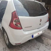 رنو ساندرو مدل ۱۳۹۵