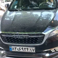 شیشه اتومبیل قزلباش