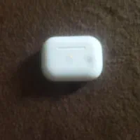 یک عدد هندزفری