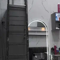 نردبان آهنی محکم و راحت|ابزارآلات|تهران, فلسطین (میدان انقلاب)|دیوار