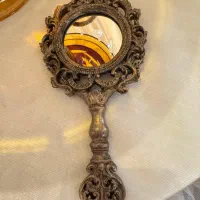 ایینه دستی و یا دیواری