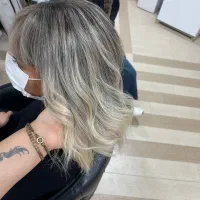 رنگ مو|خدمات آرایشگری و زیبایی|فولادشهر, B4|دیوار