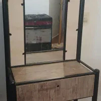 میزآرایشی