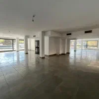 ۱۳۰م تجاری بر مقدس اردبیلی با ۲۰۰م پارکینگ اختصاصی