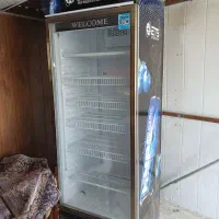 یخچالی 90سانتی 2ماه بیشتر کار نکرده در حد نو نو