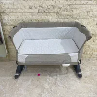 تخت کنار مادر نوزاد