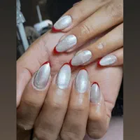 کاشت ناخن ۳۵۰