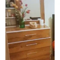 کنسول و آینه