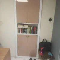 کمد و میز تحریر