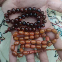 دو عدد تسبیح کهربا درجه یک مجلسی و خوشدست