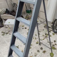 نردبان آهنی