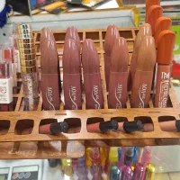 رژ مایع vov فقط ۱۰۰ تومن در آرایشی بردیا