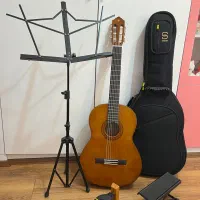 گیتار C40 یاماها به همراه تمام لوازم جانبی