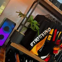 فروشنده اقا