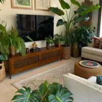 خدمات باغبانی گلکاری کاشت گل درختکاری باغچه کاری