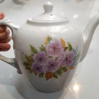 قوری خیلی بزرگ گل یاسی هیئتی کاملآ نو|قوری، کتری، قهوه‌ساز دستی|خشکبیجار, |دیوار