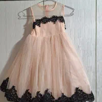 تعدادی لباس عروس دخترانه مناسب ۵تا۷ سال