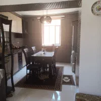 منزل-دو-طبقه-خیابان-وکیل-معاوضه-فقط-با-سه-طبقه