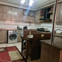 میزناهارخوری و ساعت