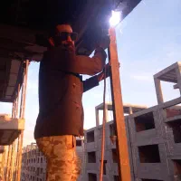 کمکی وردست جوشکار یاجوشکار نیمه ماهر