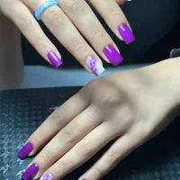 کاشت ناخن ۲۵۰|خدمات آرایشگری و زیبایی|رشت, معلم|دیوار