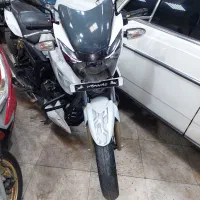 آپاچی ۱۸۰ درحد صفر تمام فابریک