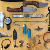 عینک.ساعت.چاقو.انگشتر.پلاک و جویز