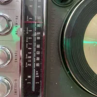 گرامافون + رادیو  گردشی کلکسیونی بسیار قدیمی|کلکسیون اشیاء عتیقه|گلپایگان, |دیوار