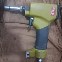 گل میخ زن یا پونس زن در حد نو نو