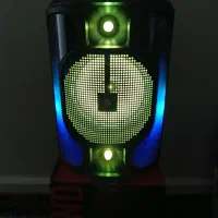 اسپیکر 8 اینچ با کیفیت عالی|پخشکننده همراه|همدان, |دیوار