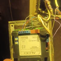 «نصب ونصاب تعمیر ایفون تصویری صوتی»تخصصی»«دربازکن|خدمات پیشه و مهارت|یزد, |دیوار