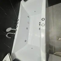 وان و‌جکوزی