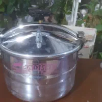 زودپز۸لیترینو|ظروف پختوپز|اصفهان, شاه پسند|دیوار