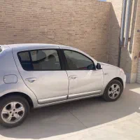 ساندرو اتومات|خودرو سواری و وانت|یزد, |دیوار