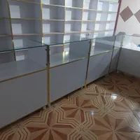 ویترین قفسه پیشخوان ویترین شیشه ای