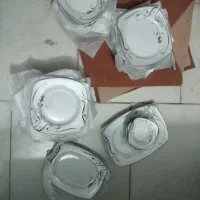 تعدادی ظروف چینی.|ظروف سرو و پذیرایی|یزد, |دیوار