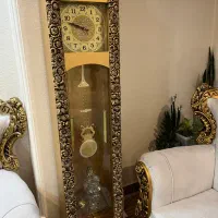 ساعت ایستاذه