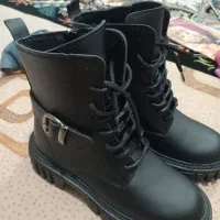 کفش نو|کیف، کفش، کمربند|سرپل ذهاب, |دیوار