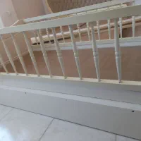 گهواره در حد نو|تخت و صندلی بچه|شیروان (خراسان), |دیوار