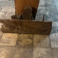 یک اسلب چوب شاه چنار و ۴ تکه چوب گردو