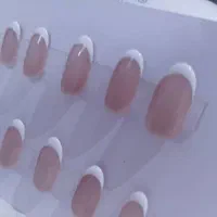 مرکز ساخت ناخن مصنوعی با ژل