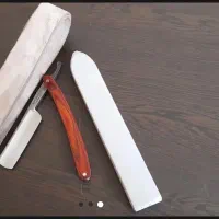 دسته تیغ اصلاح انتیک با ابزار تیز کاری